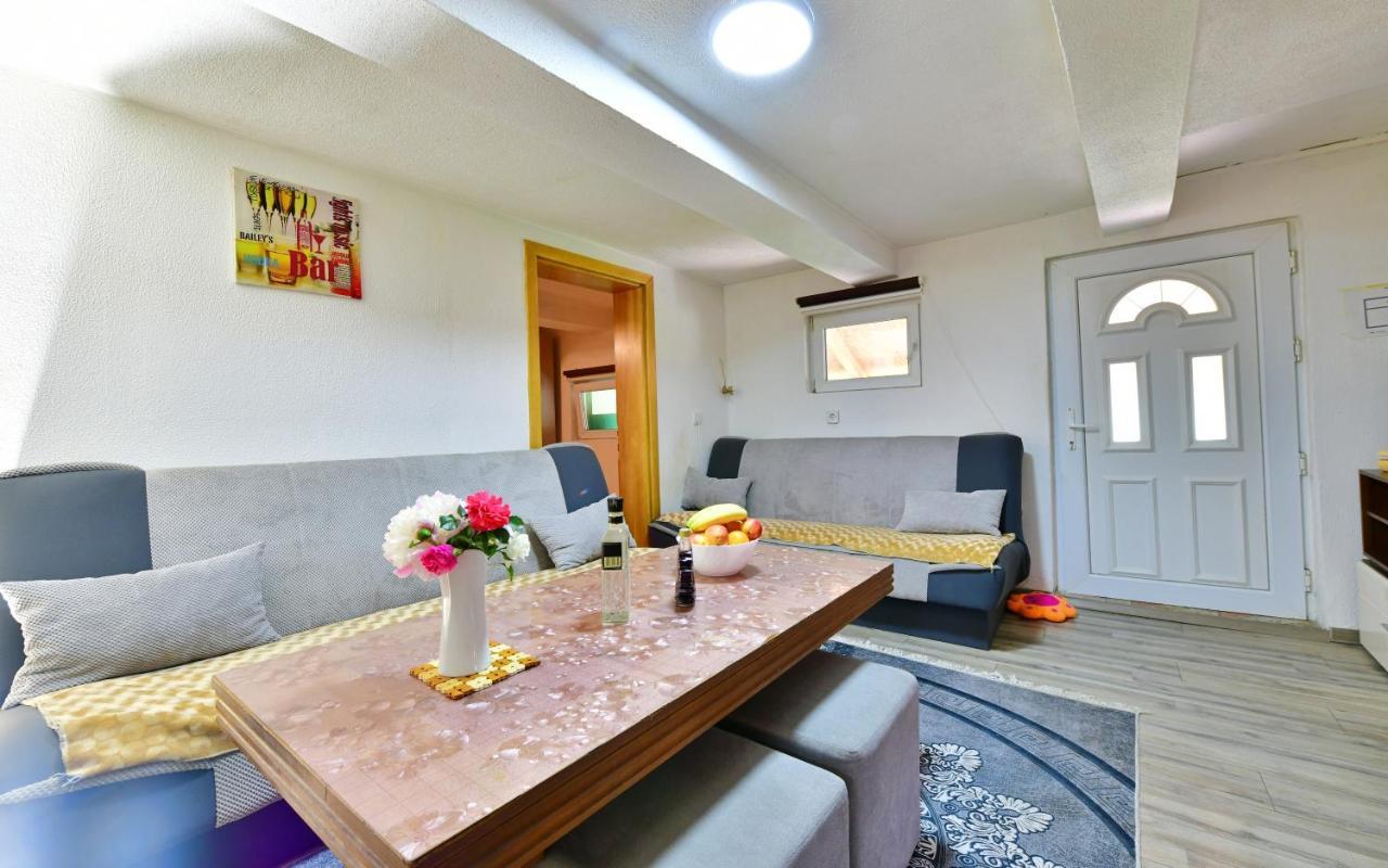 House Luna Rakovica Esterno foto